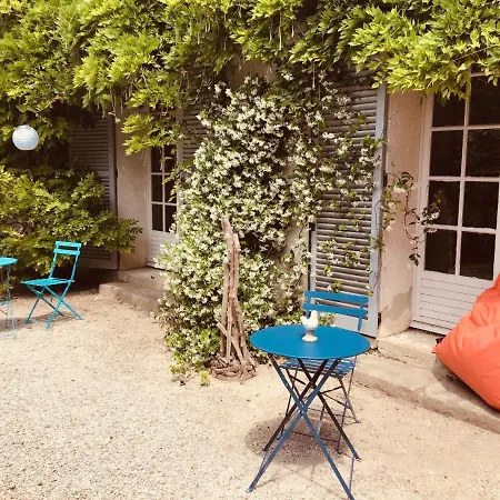Chambres D'hotes Le P'tit Angelus De Bed and breakfast