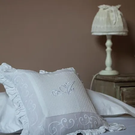 Bed and breakfast Chambres D'hotes Le P'tit Angelus De Barbizon